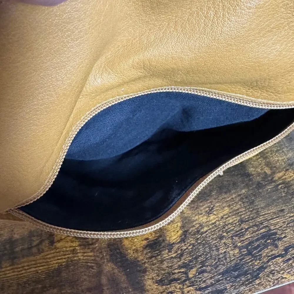 Stone Mountain Tan Brown Leather Boho Shoulder Bag - Picture 10 of 11
